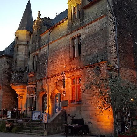 La Tour Du Lion Bed & Breakfast Rochefort-en-Terre Bagian luar foto