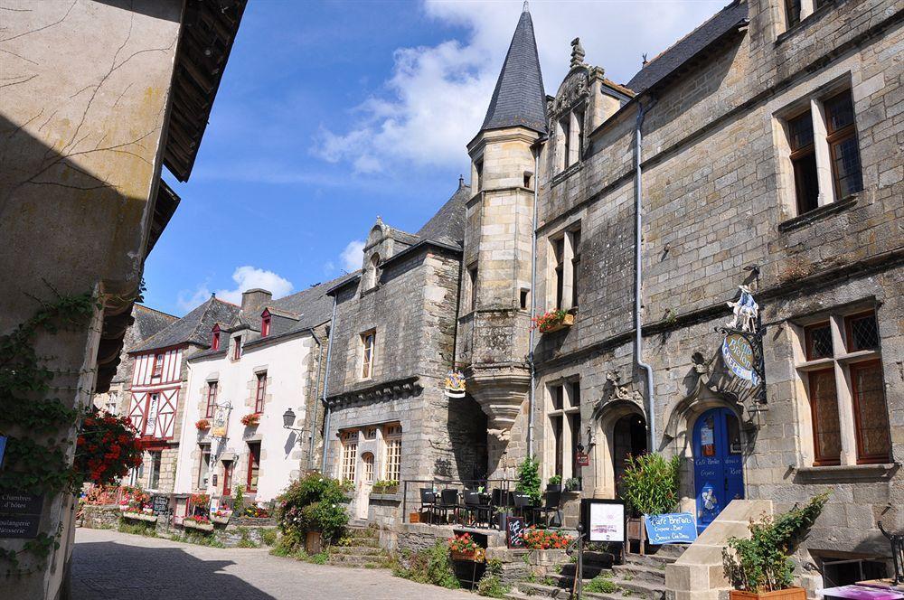 La Tour Du Lion Bed & Breakfast Rochefort-en-Terre Bagian luar foto