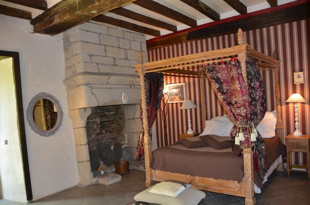 La Tour Du Lion Bed & Breakfast Rochefort-en-Terre Bagian luar foto