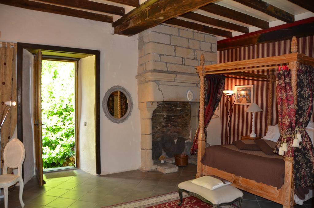 La Tour Du Lion Bed & Breakfast Rochefort-en-Terre Bagian luar foto