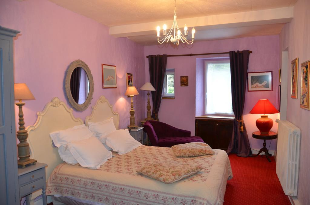 La Tour Du Lion Bed & Breakfast Rochefort-en-Terre Bagian luar foto