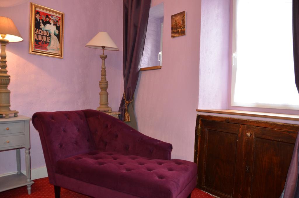 La Tour Du Lion Bed & Breakfast Rochefort-en-Terre Bagian luar foto